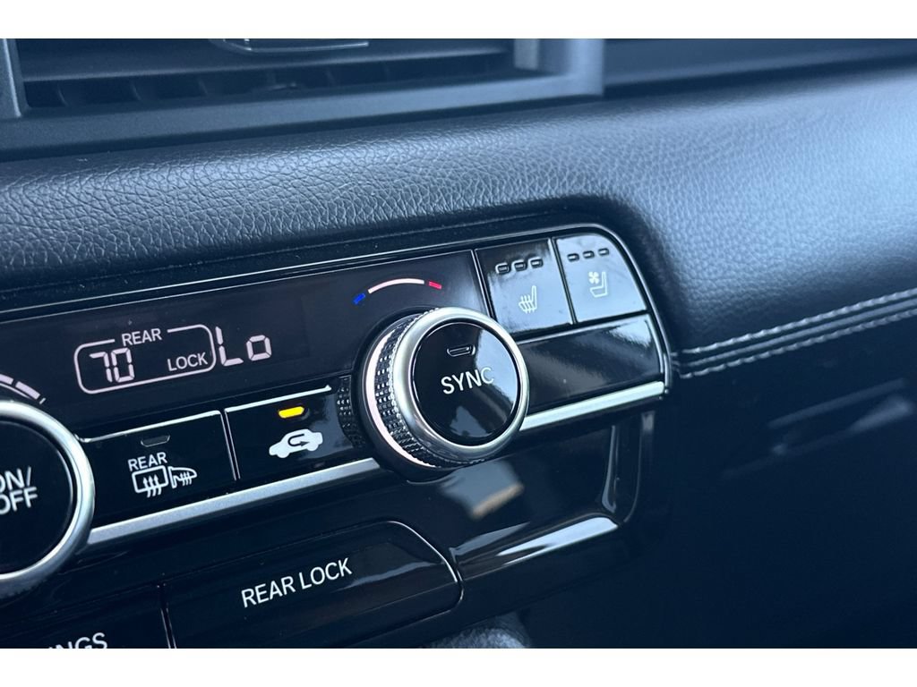 Used 2024 Honda Pilot Elite image 31