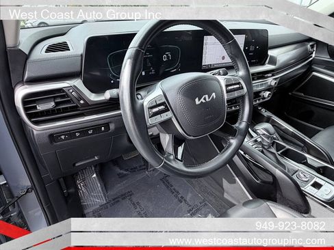Used 2025 Kia Telluride S AWD/4WD image 6