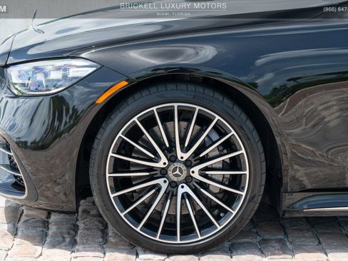 Used 2024 Mercedes-Benz S 580 4MATIC Sedan w/ AMG Line image 39