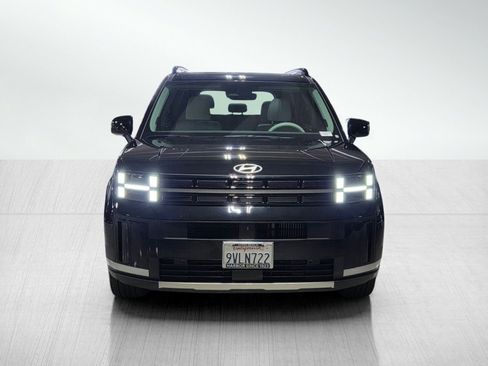 Used 2025 Hyundai Santa Fe Limited FWD image 2