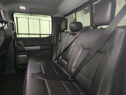 Used 2024 Ford F250 Lariat w/ FX4 Off-Road Package AWD/4WD image 12