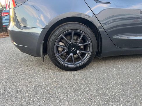 Used 2021 Tesla Model 3 Long Range image 34