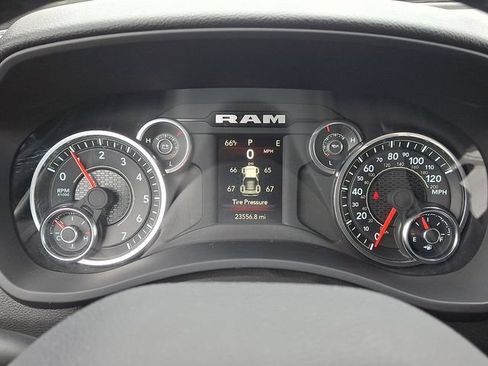 Certified 2024 RAM 2500 Big Horn w/ Bed Utility Group AWD/4WD image 19