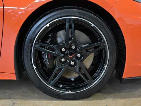 Used 2021 Chevrolet Corvette Stingray Preferred Conv w/ Z51 Performance Package RWD image 18