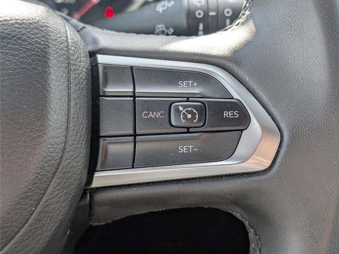 Used 2024 Jeep Compass Latitude image 22