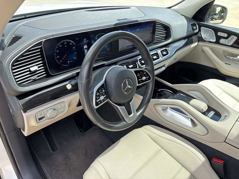 Used 2020 Mercedes-Benz GLS 450 4MATIC image 19