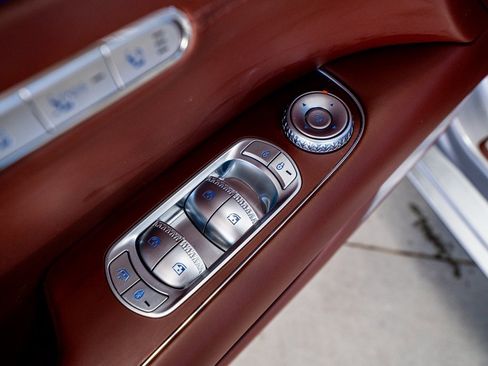 Used 2024 Genesis G90 3.5T image 31