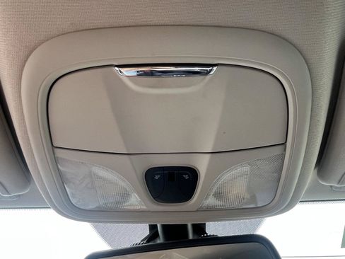 Used 2017 Jeep Cherokee Latitude FWD image 11