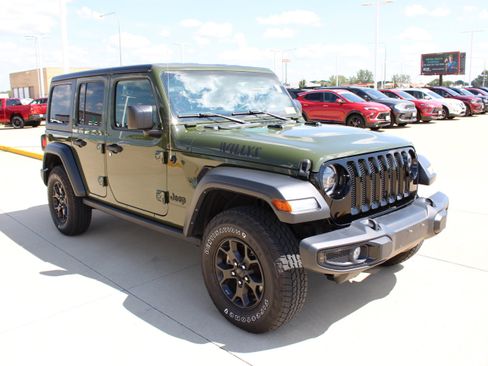 Used 2023 Jeep Wrangler Unlimited Sport AWD/4WD image 7
