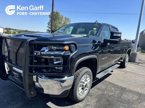 Used 2020 Chevrolet Silverado 2500 LT w/ Convenience Package AWD/4WD image 1