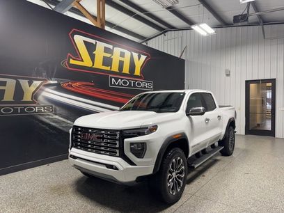 Used 2024 GMC Canyon Denali