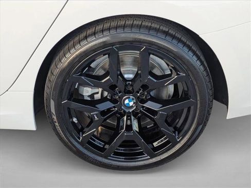 New 2026 BMW 330i Sedan w/ M Sport Package image 10