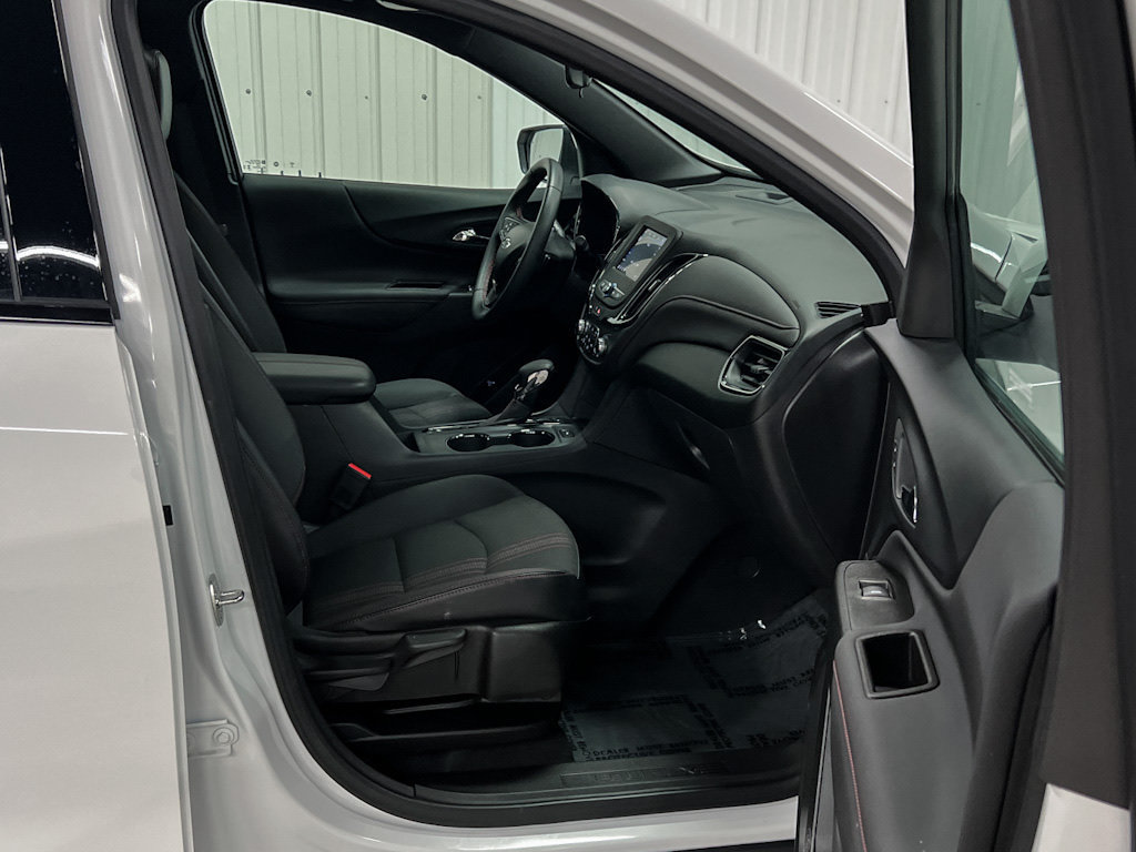 Certified 2023 Chevrolet Equinox RS AWD/4WD image 9