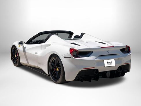 Used 2018 Ferrari 488 Spider RWD image 2