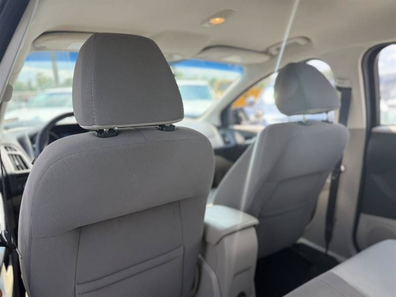 Used 2013 Ford Focus SE w/ Cargo Management Pkg FWD image 18