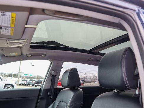 Used 2021 Kia Sportage EX w/ EX Technology Package image 8