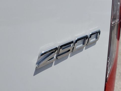 Used 2024 Mercedes-Benz Sprinter 2500 image 7