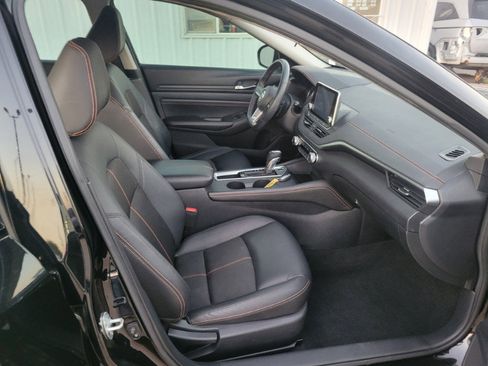Used 2020 Nissan Altima 2.5 SR w/ Premium Package image 24