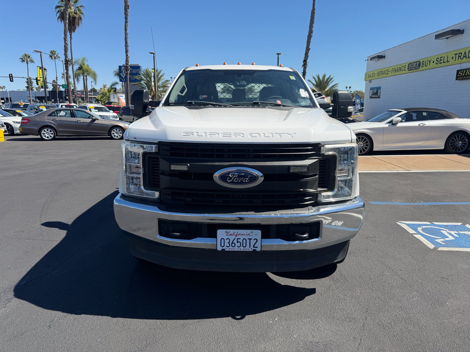 Used 2018 Ford F350 XL AWD/4WD image 2