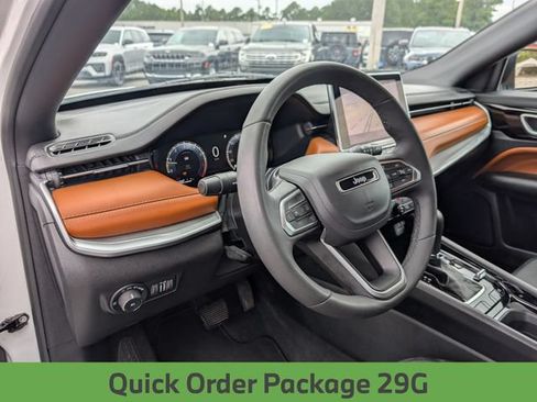 Certified 2025 Jeep Compass Limited w/ Elite Group AWD/4WD image 32