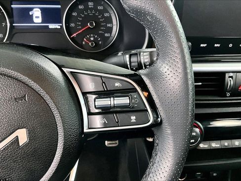 Used 2024 Kia Forte GT-Line image 12