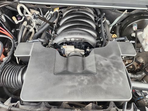 Used 2019 Chevrolet Tahoe LT RWD image 32