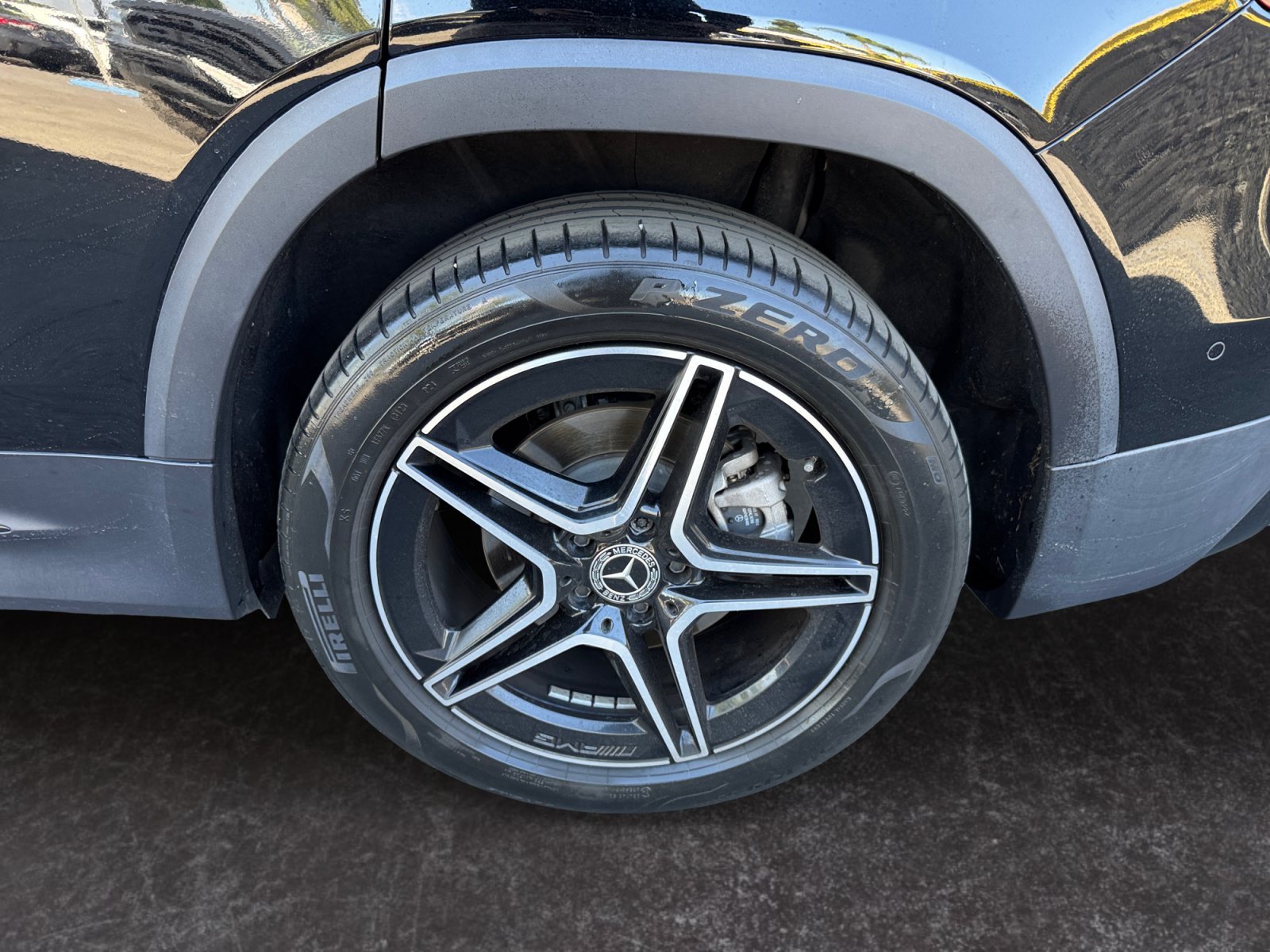 Used 2023 Mercedes-Benz GLB 250 image 14