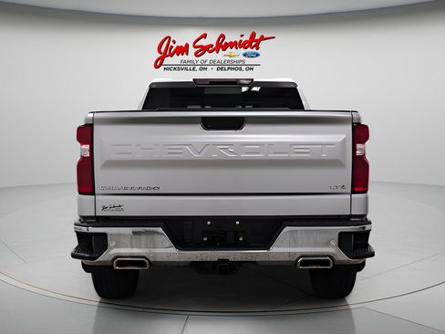 Used 2022 Chevrolet Silverado 1500 LTZ w/ LTZ Convenience Package II AWD/4WD image 5