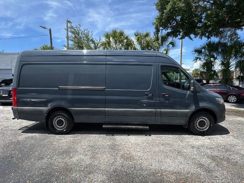 Used 2019 Mercedes-Benz Sprinter 170 image 6