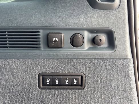 Used 2022 Jeep Grand Wagoneer Series II w/ Convenience Group III image 10