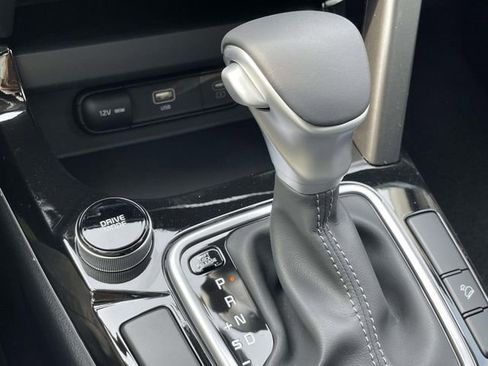 New 2026 Kia Seltos S FWD image 37