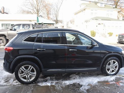 Used 2022 Mercedes-Benz GLA 250 4MATIC image 5
