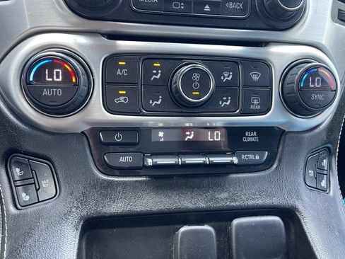 Used 2015 GMC Yukon XL SLT AWD/4WD image 34