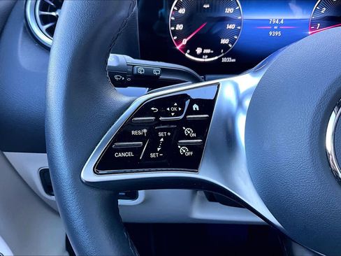 Used 2025 Mercedes-Benz GLA 250 image 23