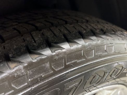 Used 2025 Honda CR-V EX-L image 38