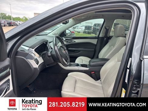 Used 2014 Cadillac SRX Luxury w/ Driver Awareness Package image 16