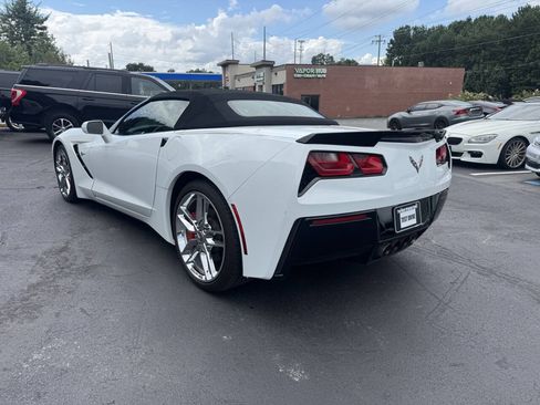 Used 2016 Chevrolet Corvette Stingray Convertible RWD image 8
