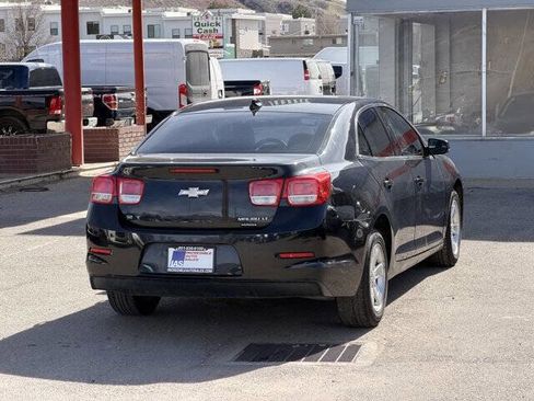 Used 2015 Chevrolet Malibu LT image 4