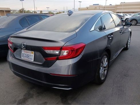 Used 2018 Honda Accord LX image 6