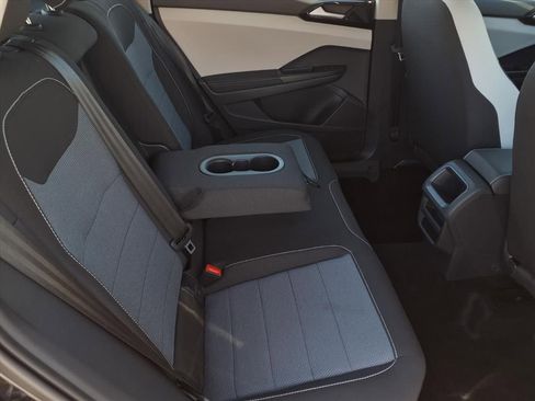 Certified 2025 Volkswagen Taos S image 22