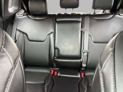 Certified 2023 Jeep Compass Limited AWD/4WD image 30