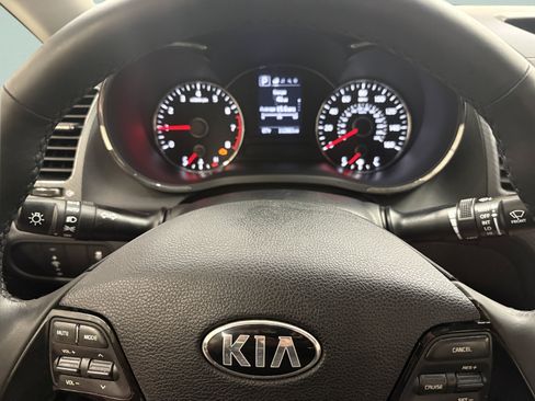 Used 2018 Kia Forte S FWD image 26