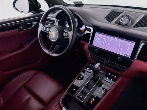 Used 2023 Porsche Macan w/ Premium Package Plus AWD/4WD image 16
