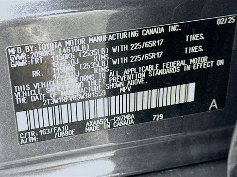 Used 2025 Toyota RAV4 XLE FWD image 12