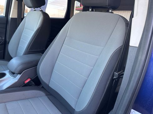 Used 2016 Ford Escape SE w/ Equipment Group 201A image 18