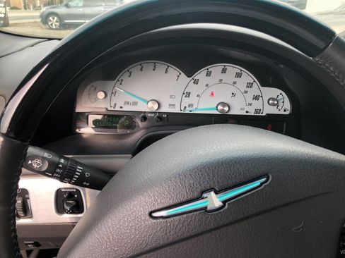 Used 2002 Ford Thunderbird Deluxe image 13