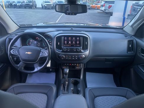 Used 2022 Chevrolet Colorado Z71 w/ Z71 Midnight Edition image 45