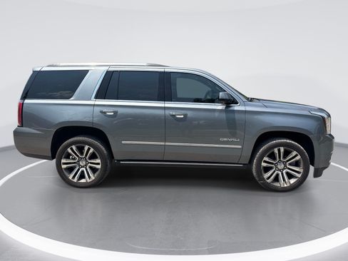 Used 2019 GMC Yukon Denali w/ Denali Ultimate Package AWD/4WD image 9