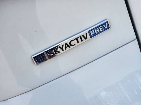 Used 2025 MAZDA CX-70 Plug-In Hybrid w/ Premium Plus AWD/4WD image 12
