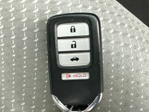 Used 2014 Honda Civic Hybrid Sedan image 35